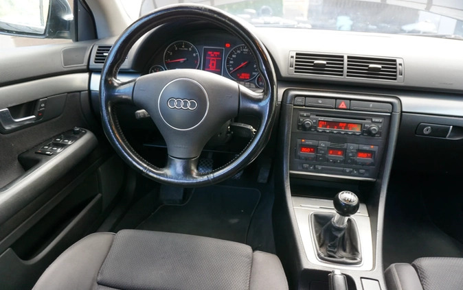 Audi A4 cena 14900 przebieg: 285000, rok produkcji 2003 z Zgorzelec małe 191